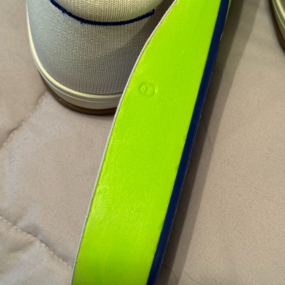 EUC Rothy’s color block lace up sneaker 8 - Picture 5 of 6